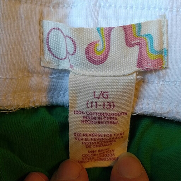 Green & white shorts - Picture 5 of 5